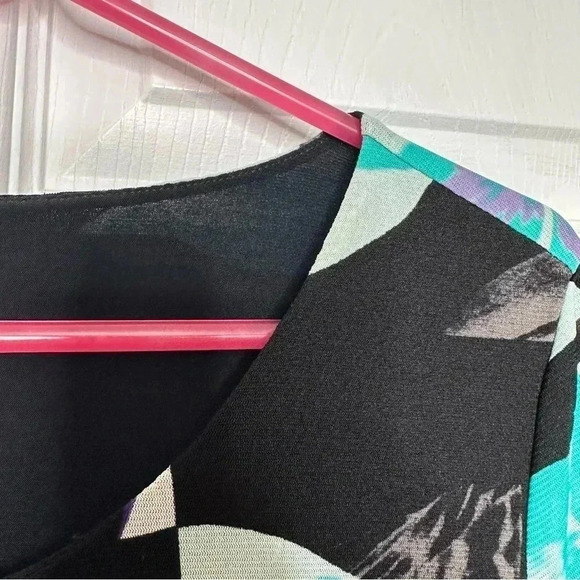 Northern Reflections  Floral Blouse Black, Purple, & Blue Size Extra Large - Picture 4 of 16